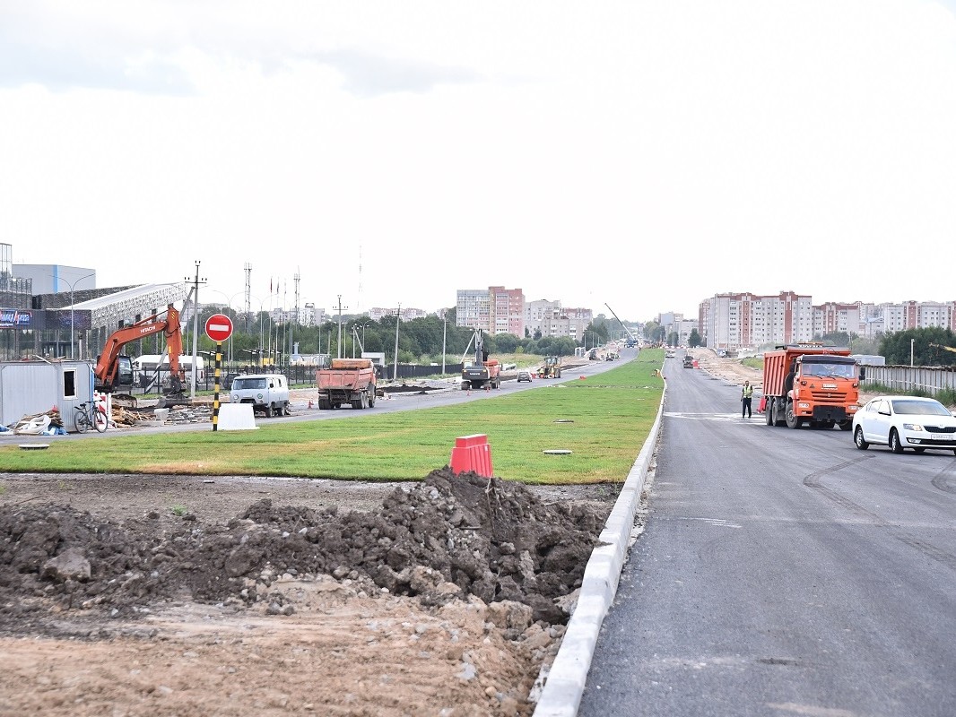 На завершающий этап вышли работы по строительству улицы Поэта Романова в Вологде.