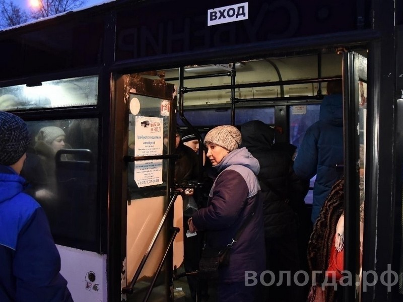 Автобусы доставят домой вологжан после пасхального богослужения.