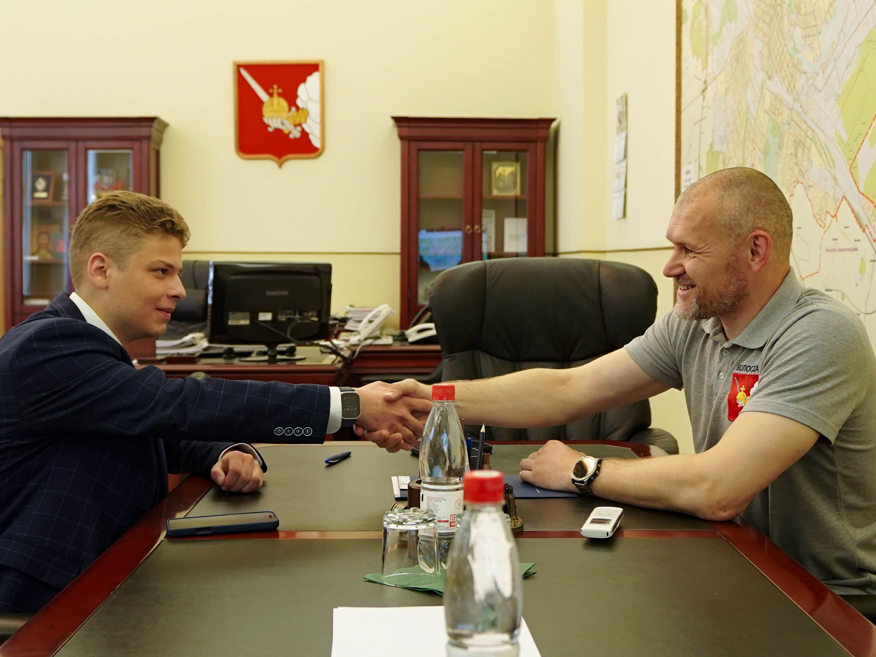 Первокурсник Вологодского филиала РАНХиГС Тимур Ильясов на день стал дублером Мэра.