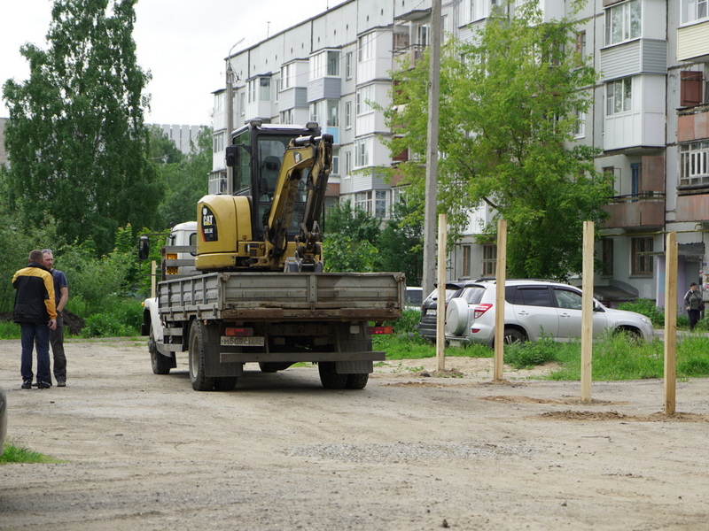 В Вологде на улице Фрязиновской начали возводить фундамент под будущий бассейн.