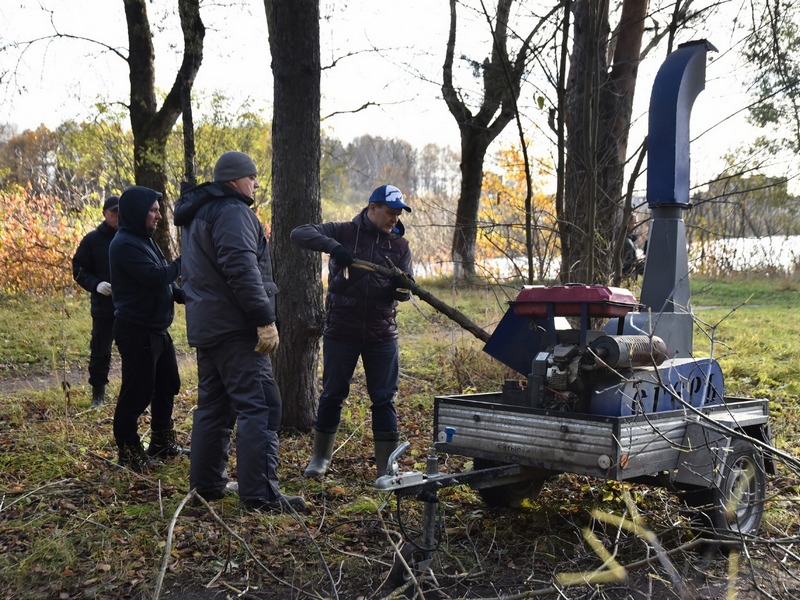 В Вологде более 20 территорий привели в порядок в рамках общегородского субботника.