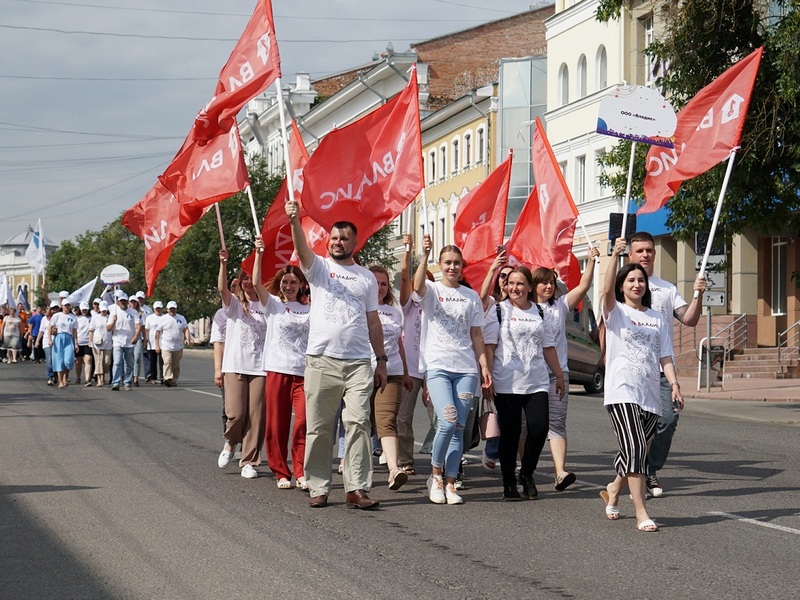 В Вологде вручили награды лучшим работникам строительной отрасли.