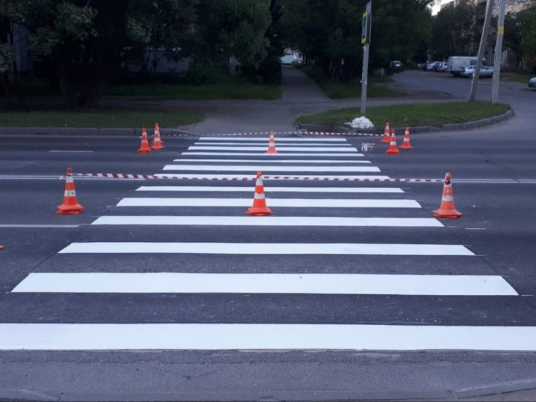 На дорогах Вологде в этом сезоне нанесут в пять раз больше разметки термопластиком. На дорогах Вологде в этом сезоне нанесут в пять раз больше разметки термопластиком.
