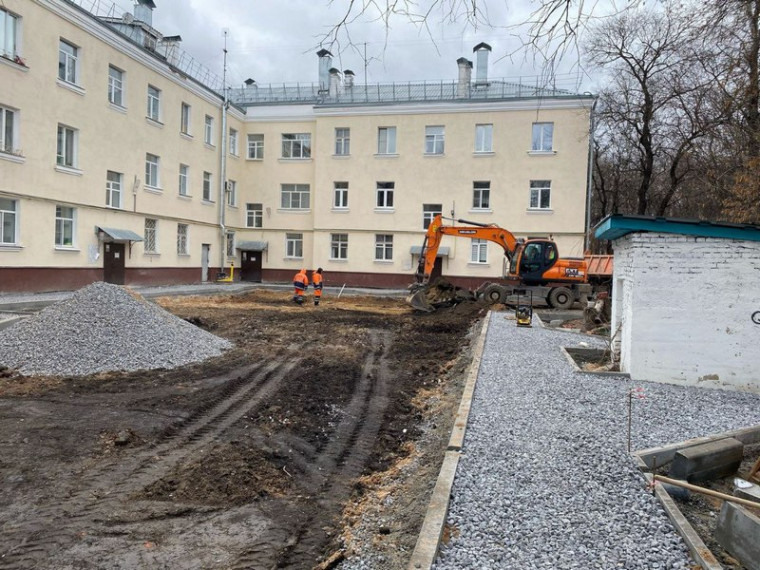 В Вологде начались ремонты дворовых территорий по нацпроекту «Инфраструктура для жизни». В Вологде начались ремонты дворовых территорий по нацпроекту «Инфраструктура для жизни».